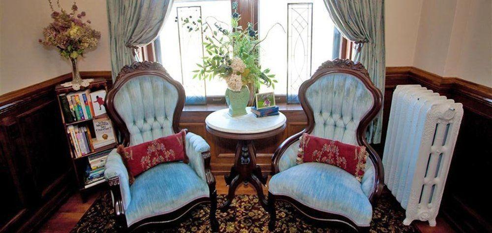 Westphal Mansion Inn Bed & Breakfast Hartford Exterior photo