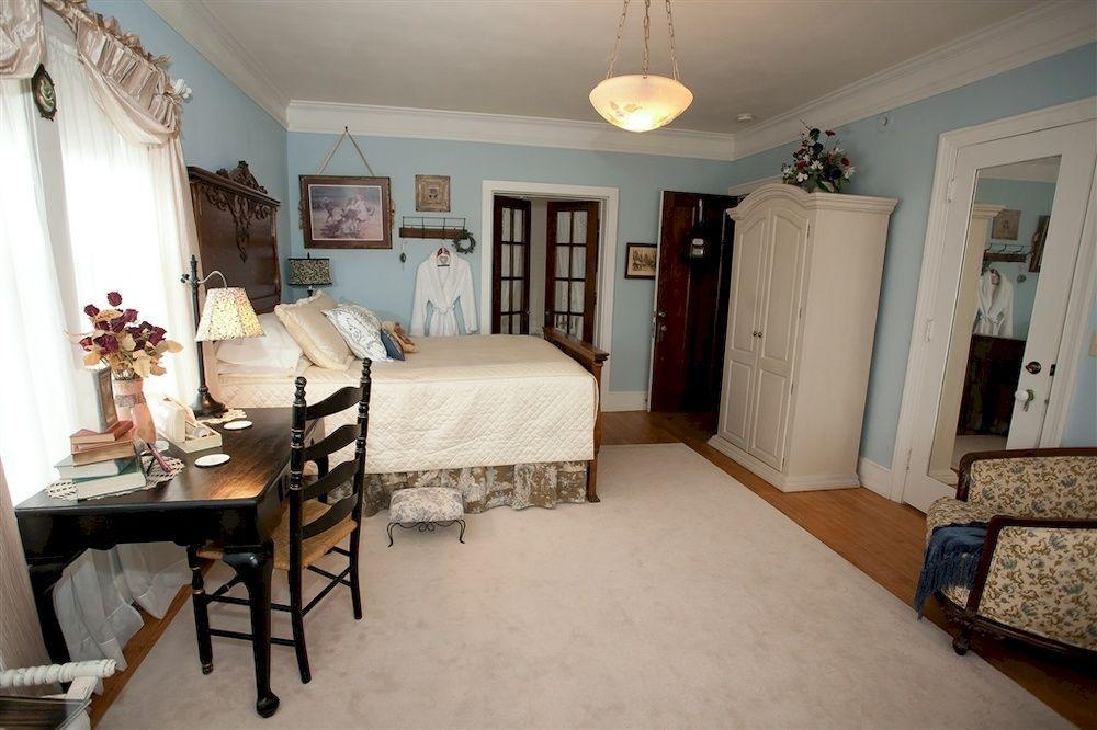 Westphal Mansion Inn Bed & Breakfast Hartford Exterior photo